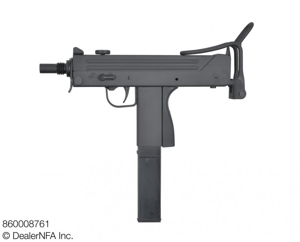 860008761_Daniel_SWD_M11 - 002@2x.jpg