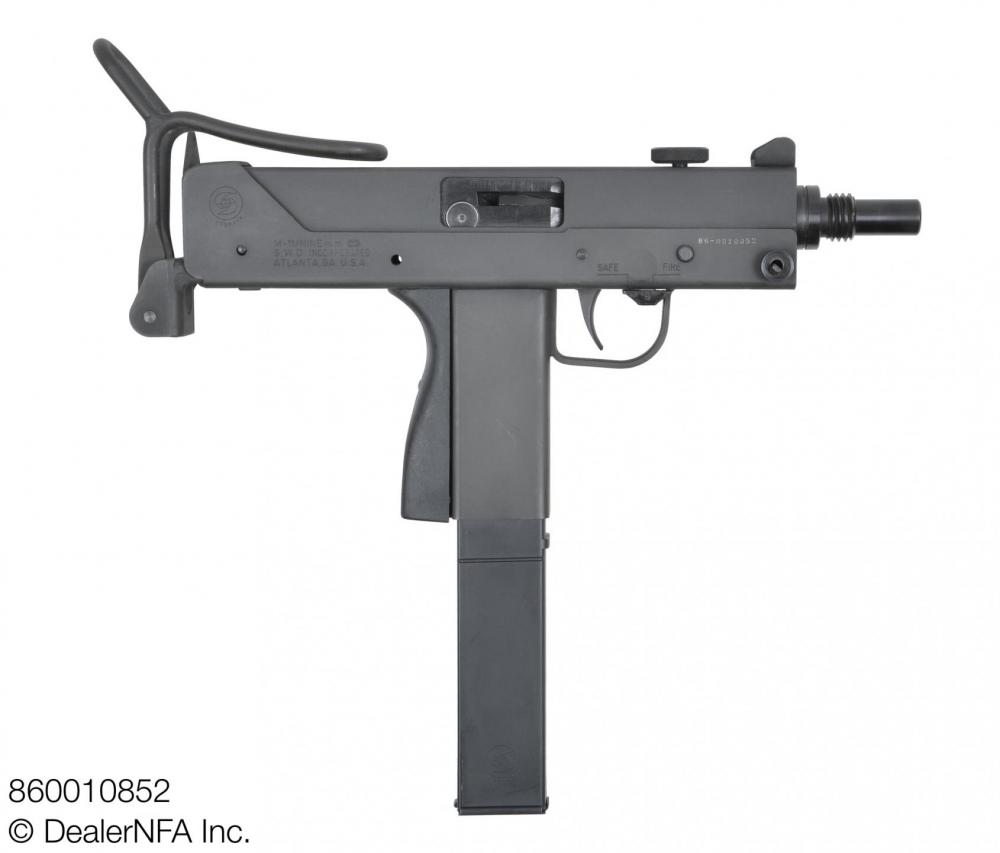 860010852_Daniel_SWD_M11 - 001@2x.jpg