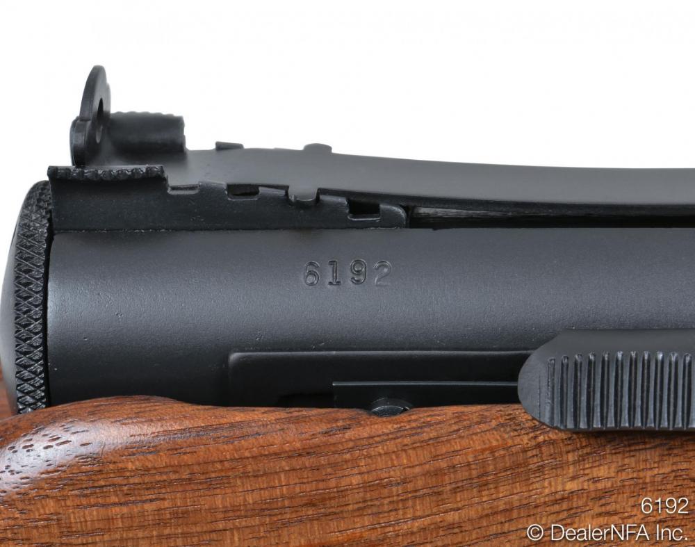 6192_H&R_Reising_50 - 006@2x.jpg