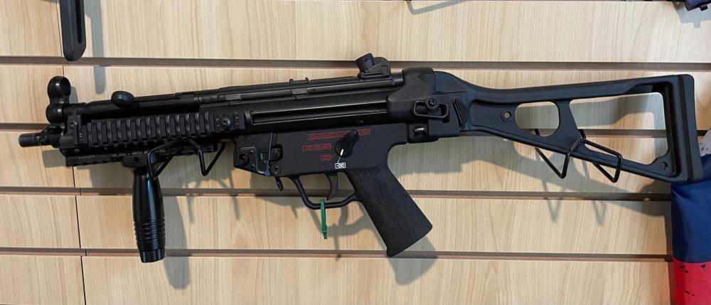 HK MP5 SBR FLEMING SEAR0161.jpg