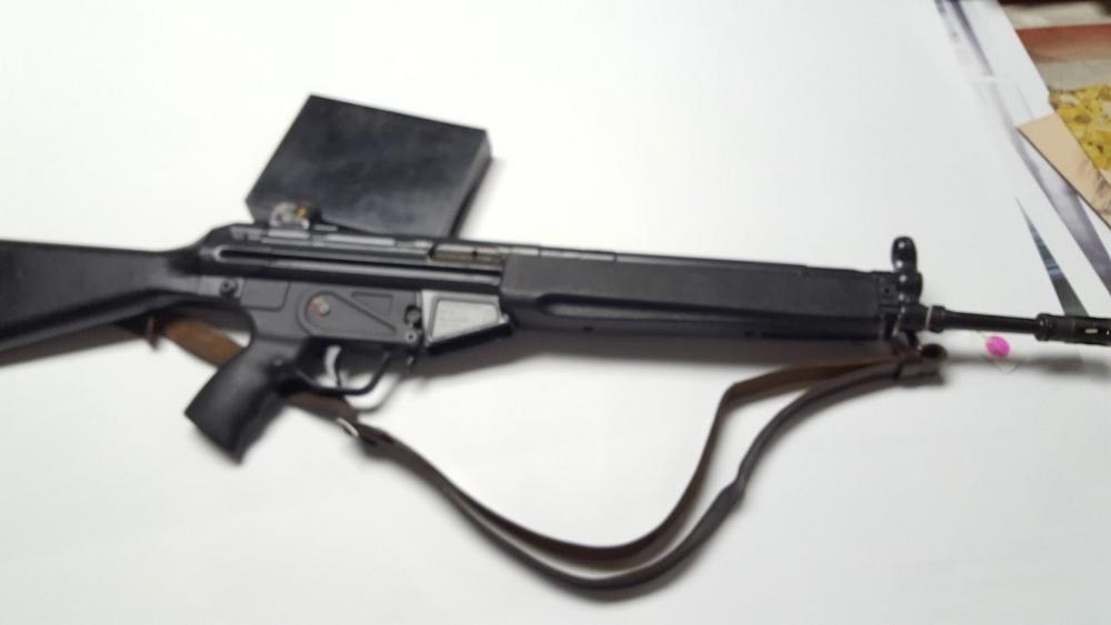 HK33 3.jpg