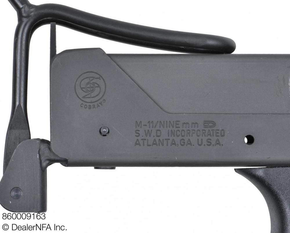 860009163_Daniel_SWD_M11 - 04@2x.jpg