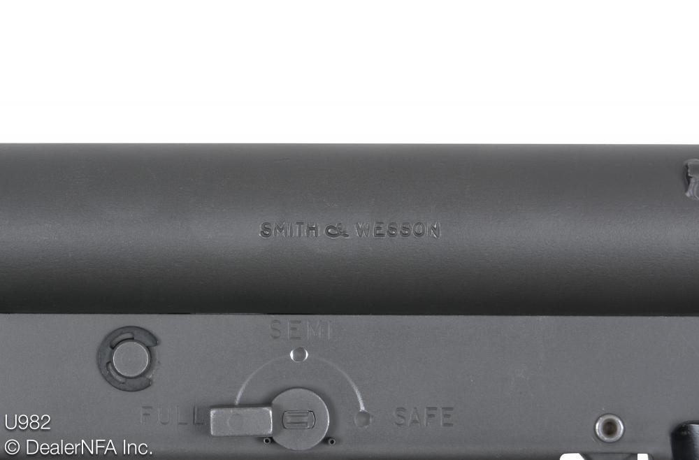 U982_Smith_Wesson_76 - 007@2x.jpg