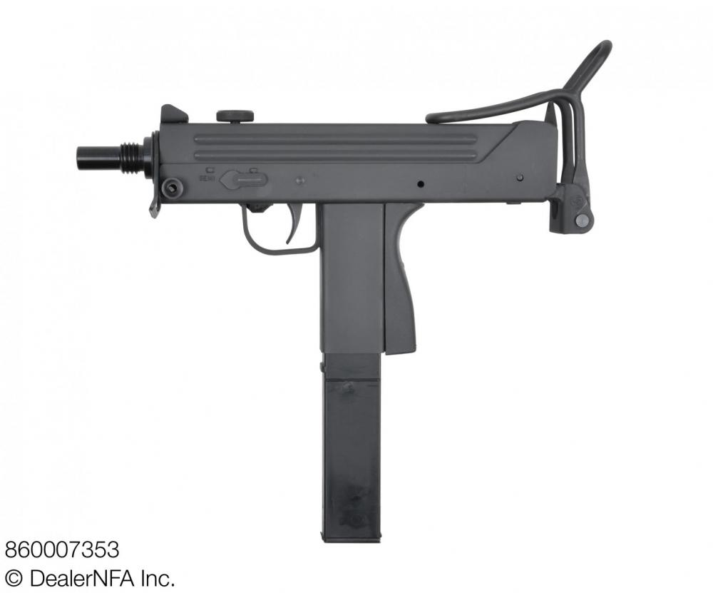 860007353_Daniel_SW_M11_9MM - 002@2x.jpg