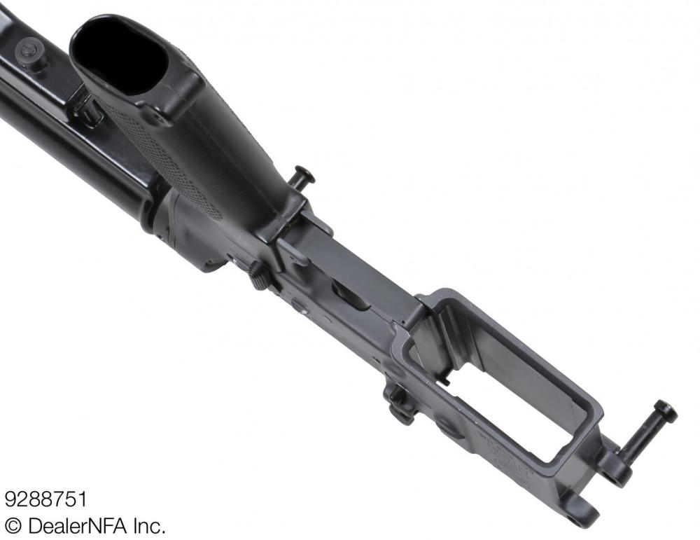 9288751 - 004@2x.jpg