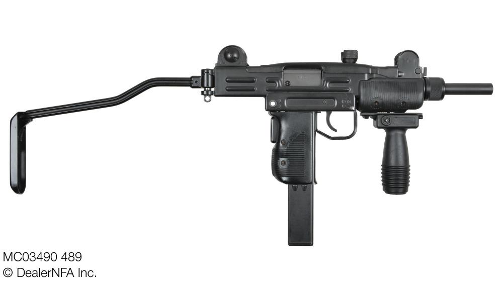 MC03490_489_BG_Machine_IMI_Mini_Uzi -001@2x.jpg