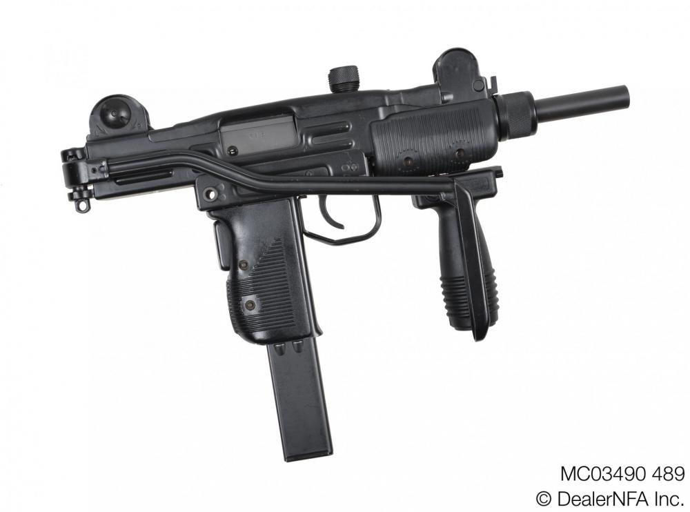 MC03490_489_BG_Machine_IMI_Mini_Uzi -004@2x.jpg