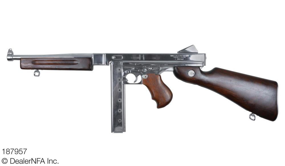 187957_Thompson_M1 - 002@2x.jpg