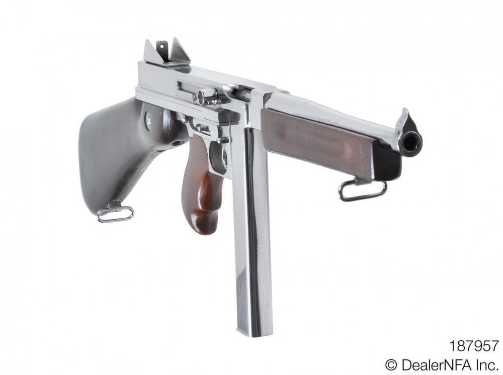 187957_Thompson_M1 - 003@2x.jpg