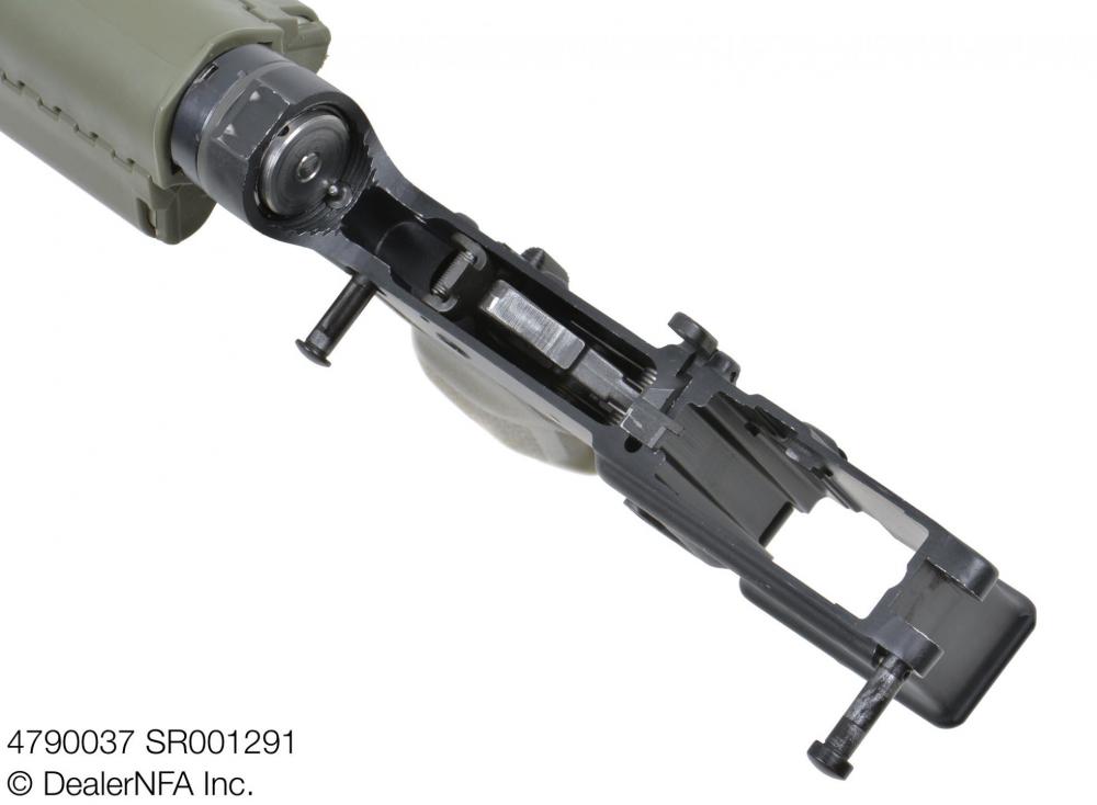 4790037_SR001291_Colt_639_AR15_Colt_Moderator - 005@2x.jpg