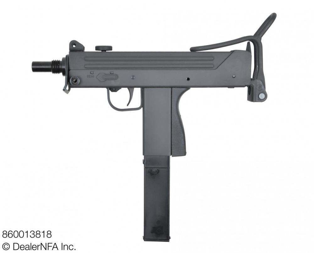 860013818_Daniel_SWD_M11 - 002@2x.jpg