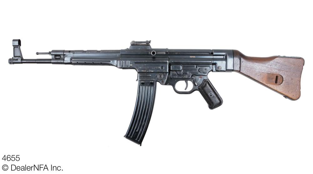 4655_Germany_WWII_MP44-002@2x.thumb.jpg.6f7737b36b01c71c53243084662c1c0a.jpg
