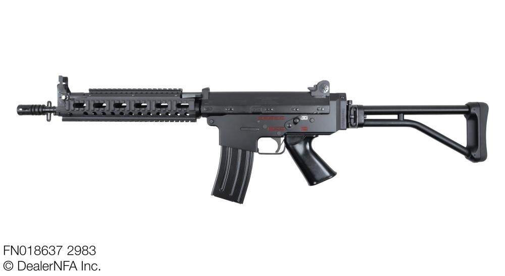 FN018637_2983_FNC_Paratrooper_SH_Arms_FNC - 002@2x.jpg