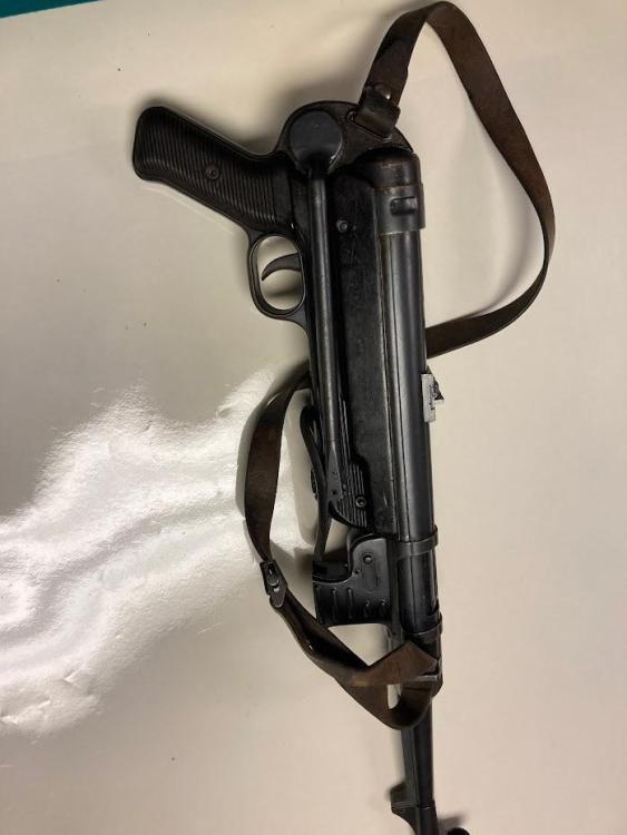 MP40 bnz.JPG