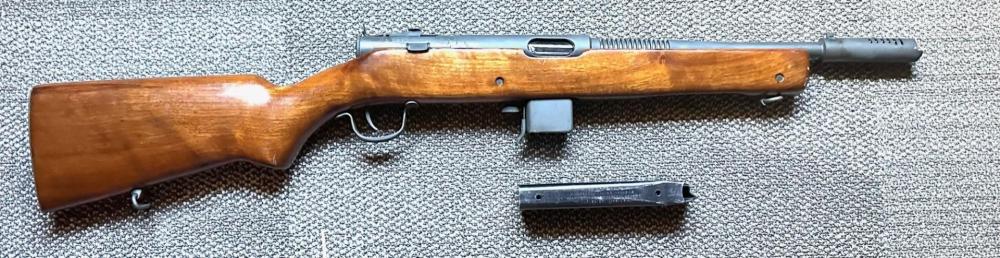 R1.jpg