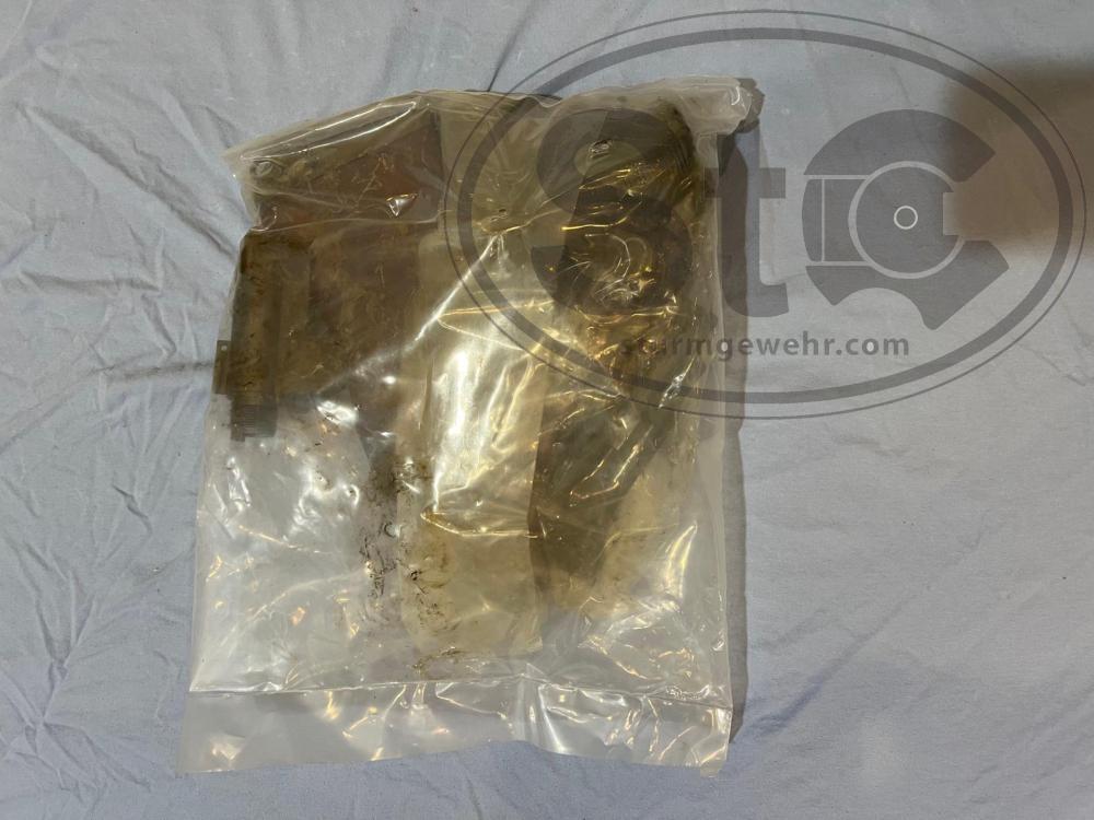 UZI PARTS KIT  SEALED BAG   113023.jpg