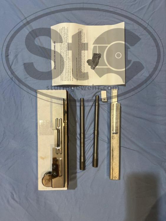 UZI RTG JIG AND 80 PER CENT LOWER  113023.jpg