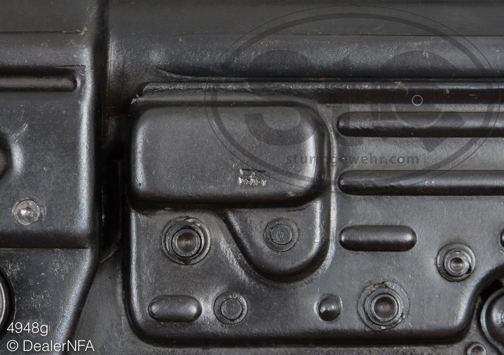 4948g_Germany_WWII_MP44-008@2x.thumb.jpg.f6040d213df811b050d296deedbfadd5.jpg