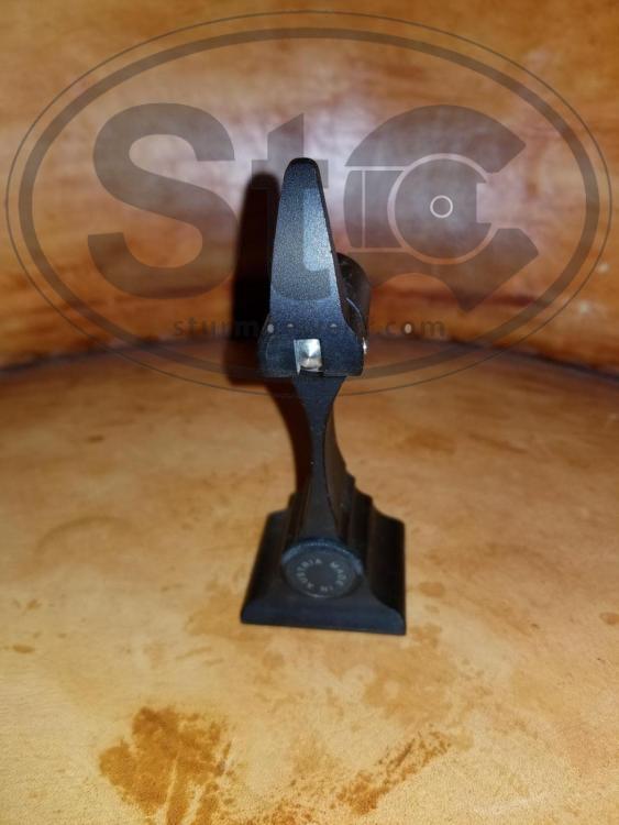 Swarovski spotting scope stand (1).jpg