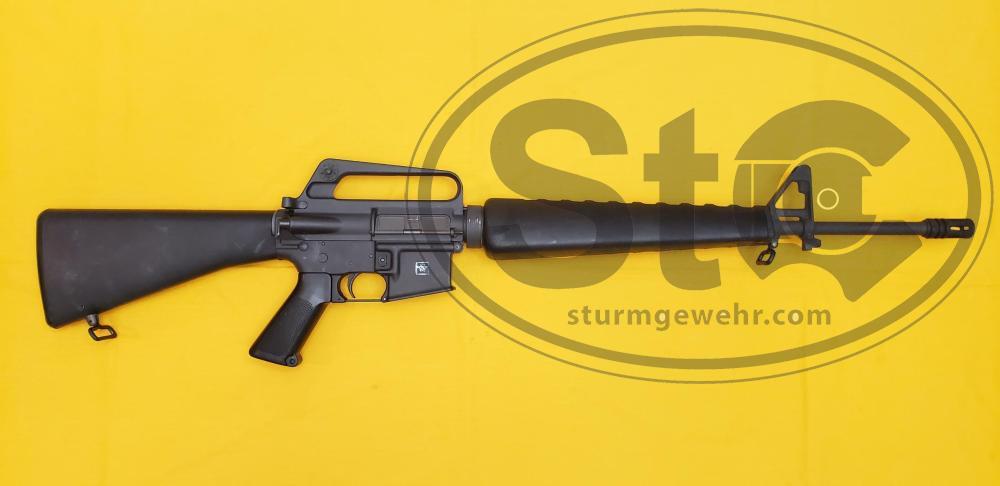 1968 H&R & 1969 Colt M16A1 Rifle Sn 2074531 (1).jpg