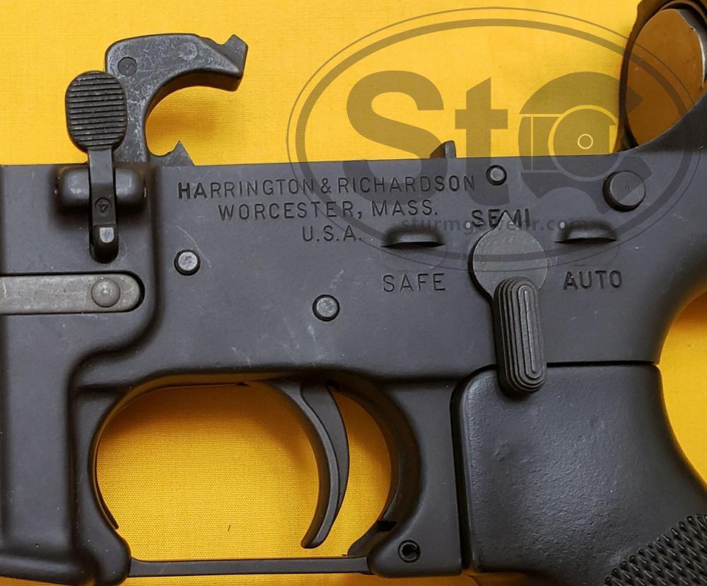 1968 H&R & 1969 Colt M16A1 Rifle Sn 2074531 (5B).jpg