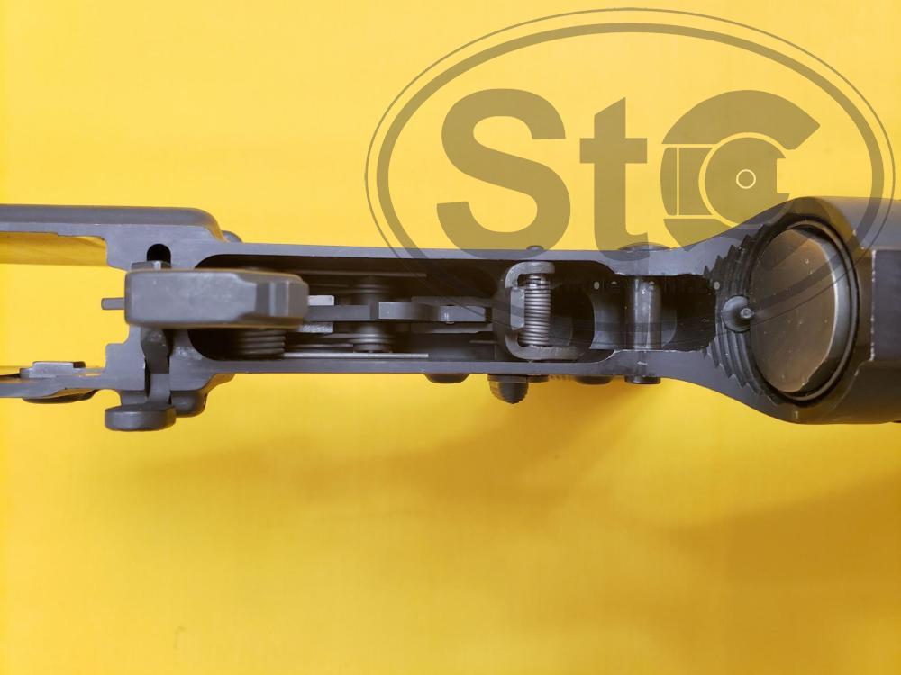 1968 H&R & 1969 Colt M16A1 Rifle Sn 2074531 (6).jpg