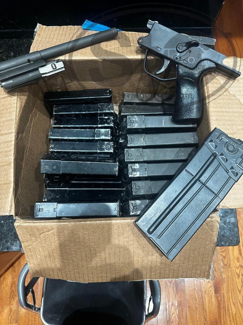 WTS HK NEW SEMI Bolt & CARRIER, F/A SEF Pack, HK 30 Round Mag, and 27 ...