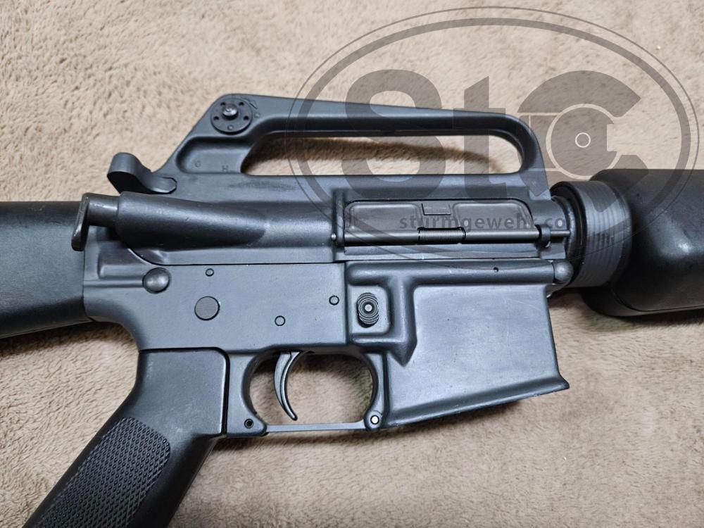 M16_right2.jpg