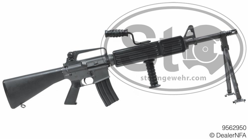 9562950_Colt_Manufacturing_M16A1-004@2x.thumb.jpg.87d9d7f45174d699da96906648d5ef3a.jpg