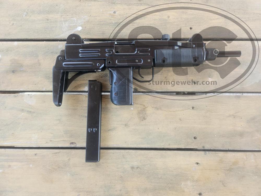 Uzi2.jpg