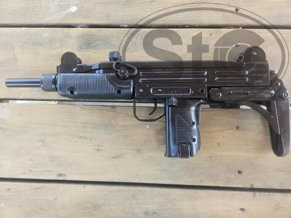Uzi 3.jpg