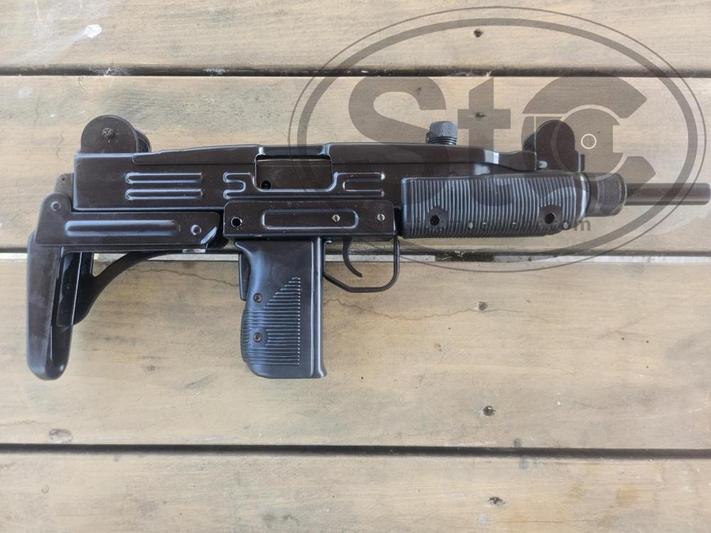 Uzi 4.jpg